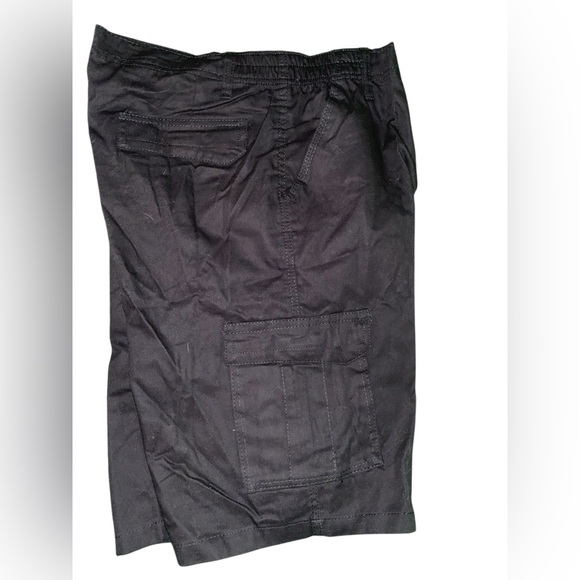New! Men’s Cargo Shorts- 34/36 - Picture 2 of 4